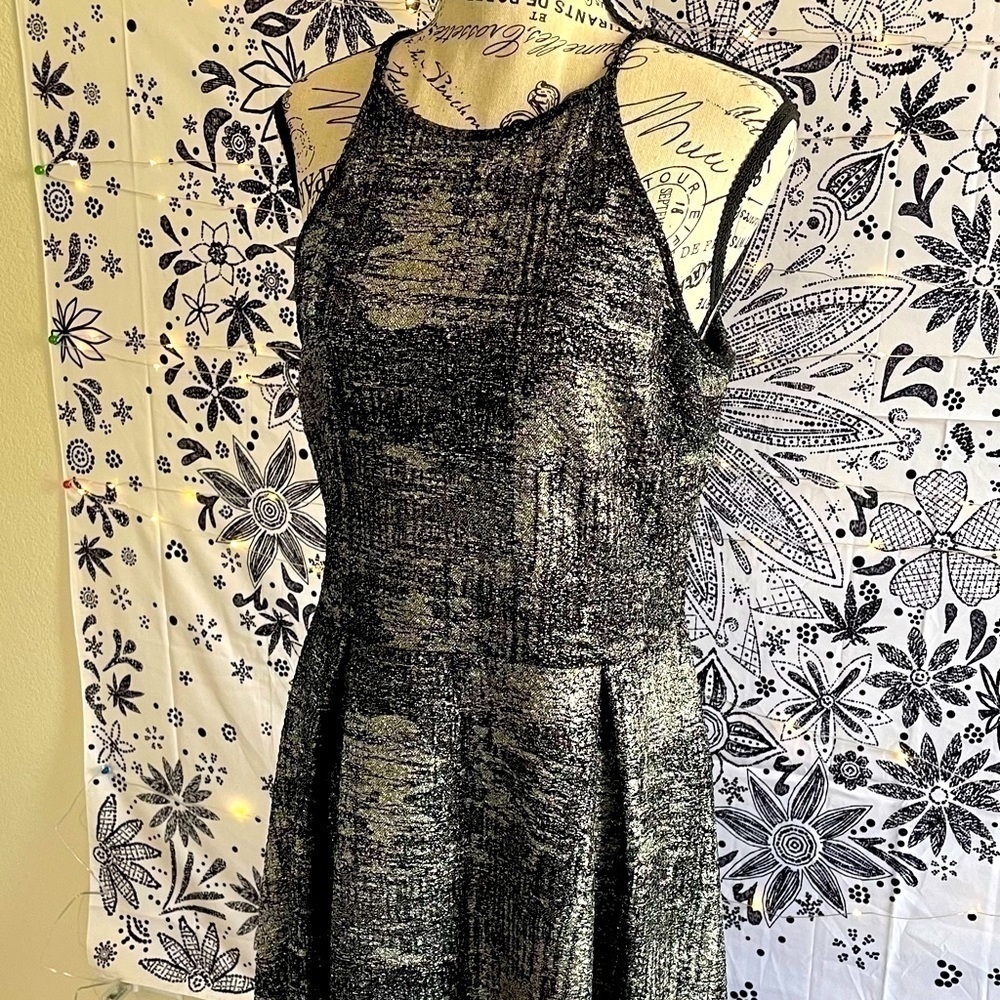 Monteau gold and black halter dress - Picture 3 of 6